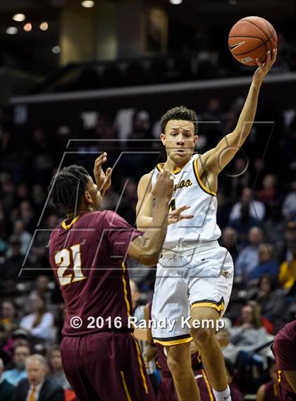 Thumbnail 1 in Kickapoo vs. Christ the King  (Bass Pro Tournament of Champions) photogallery.