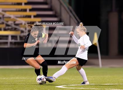 Thumbnail 2 in Seton vs Upper Arlington (OHSAA Division I State Final) photogallery.