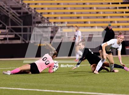 Thumbnail 1 in Seton vs Upper Arlington (OHSAA Division I State Final) photogallery.