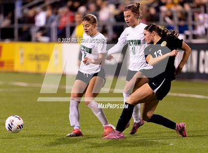 Thumbnail 2 in Seton vs Upper Arlington (OHSAA Division I State Final) photogallery.