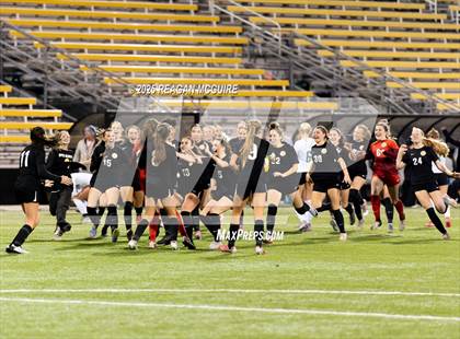 Thumbnail 2 in Seton vs Upper Arlington (OHSAA Division I State Final) photogallery.