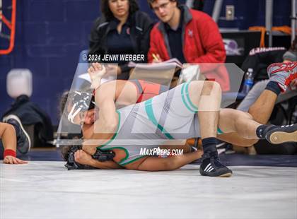 Thumbnail 3 in Las Vegas vs. Rancho (Spring Valley Duals Round 3) photogallery.