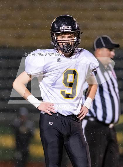 Thumbnail 2 in Hendersonville @ Gallatin (Freshman) photogallery.