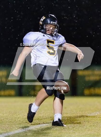 Thumbnail 2 in Hendersonville @ Gallatin (Freshman) photogallery.