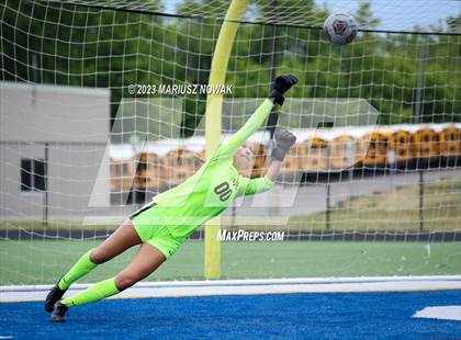 Thumbnail 3 in Stoney Creek vs Anchor Bay (MHSAA D1 Regional Final) photogallery.