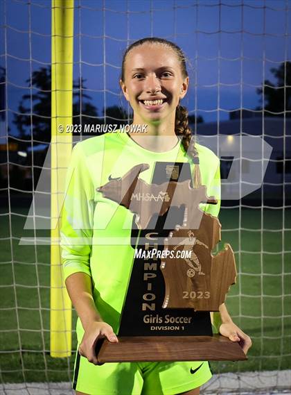 Thumbnail 3 in Stoney Creek vs Anchor Bay (MHSAA D1 Regional Final) photogallery.
