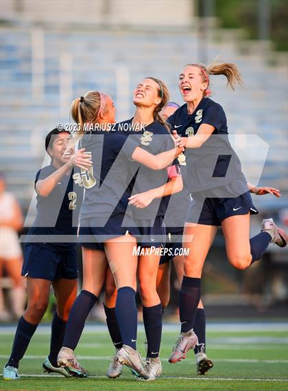 Thumbnail 3 in Stoney Creek vs Anchor Bay (MHSAA D1 Regional Final) photogallery.