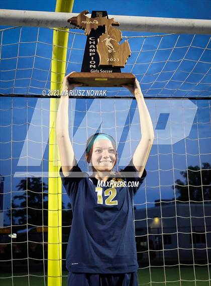 Thumbnail 3 in Stoney Creek vs Anchor Bay (MHSAA D1 Regional Final) photogallery.