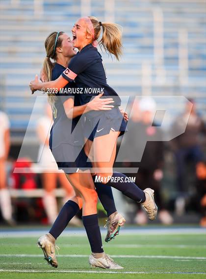 Thumbnail 3 in Stoney Creek vs Anchor Bay (MHSAA D1 Regional Final) photogallery.