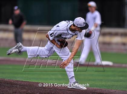 Thumbnail 3 in Dallas Jesuit vs. Highland Park (UIL 6A Regional Quarterfinal Playoff) photogallery.