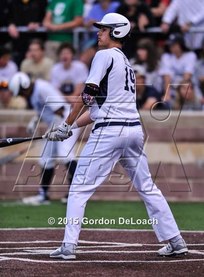 Thumbnail 2 in Dallas Jesuit vs. Highland Park (UIL 6A Regional Quarterfinal Playoff) photogallery.