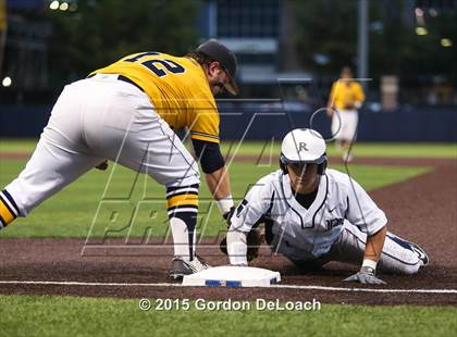 Thumbnail 2 in Dallas Jesuit vs. Highland Park (UIL 6A Regional Quarterfinal Playoff) photogallery.