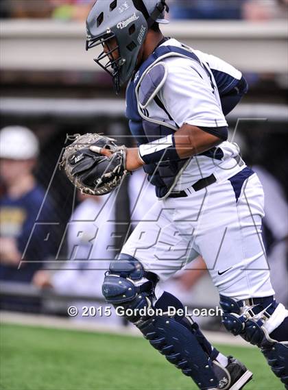 Thumbnail 1 in Dallas Jesuit vs. Highland Park (UIL 6A Regional Quarterfinal Playoff) photogallery.