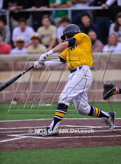 Thumbnail 1 in Dallas Jesuit vs. Highland Park (UIL 6A Regional Quarterfinal Playoff) photogallery.