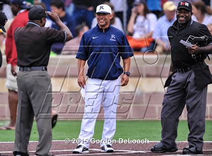 Thumbnail 2 in Dallas Jesuit vs. Highland Park (UIL 6A Regional Quarterfinal Playoff) photogallery.