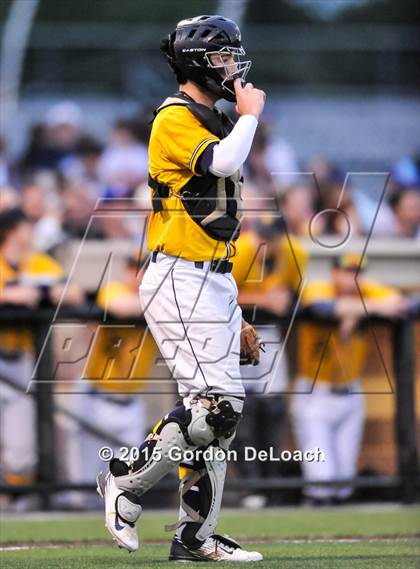 Thumbnail 1 in Dallas Jesuit vs. Highland Park (UIL 6A Regional Quarterfinal Playoff) photogallery.