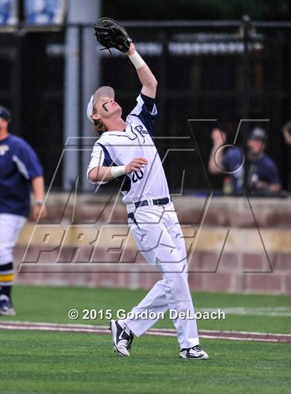 Thumbnail 2 in Dallas Jesuit vs. Highland Park (UIL 6A Regional Quarterfinal Playoff) photogallery.