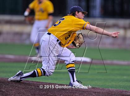 Thumbnail 3 in Dallas Jesuit vs. Highland Park (UIL 6A Regional Quarterfinal Playoff) photogallery.