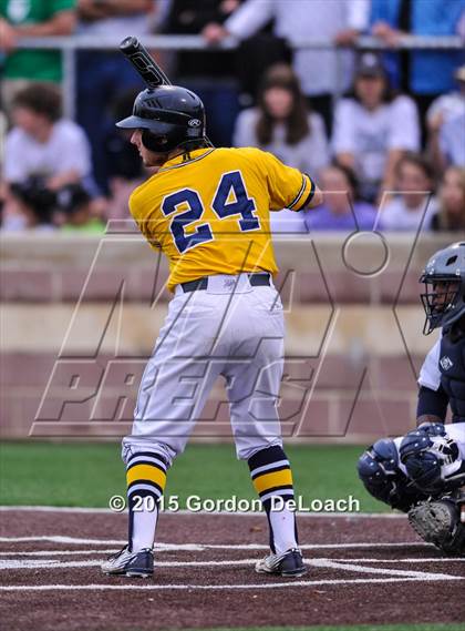 Thumbnail 1 in Dallas Jesuit vs. Highland Park (UIL 6A Regional Quarterfinal Playoff) photogallery.