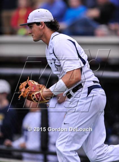 Thumbnail 2 in Dallas Jesuit vs. Highland Park (UIL 6A Regional Quarterfinal Playoff) photogallery.