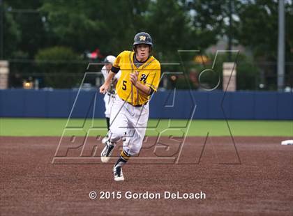 Thumbnail 1 in Dallas Jesuit vs. Highland Park (UIL 6A Regional Quarterfinal Playoff) photogallery.