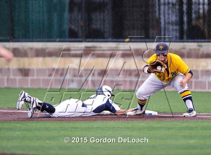 Thumbnail 3 in Dallas Jesuit vs. Highland Park (UIL 6A Regional Quarterfinal Playoff) photogallery.