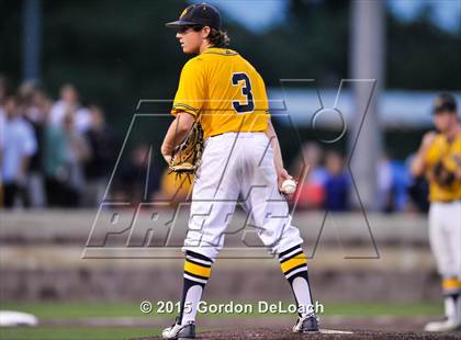 Thumbnail 1 in Dallas Jesuit vs. Highland Park (UIL 6A Regional Quarterfinal Playoff) photogallery.