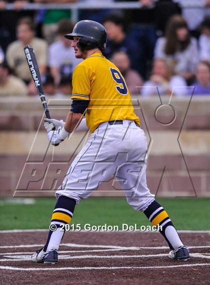 Thumbnail 3 in Dallas Jesuit vs. Highland Park (UIL 6A Regional Quarterfinal Playoff) photogallery.