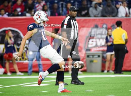 Thumbnail 2 in Atascocita vs. Katy (UIL 6A D1 Regional Semifinal) photogallery.