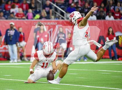 Thumbnail 3 in Atascocita vs. Katy (UIL 6A D1 Regional Semifinal) photogallery.
