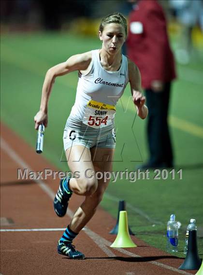 Thumbnail 1 in 44th Arcadia Invitational (Saturday's Girls Field Events) photogallery.