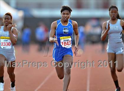 Thumbnail 3 in 44th Arcadia Invitational (Saturday's Girls Field Events) photogallery.