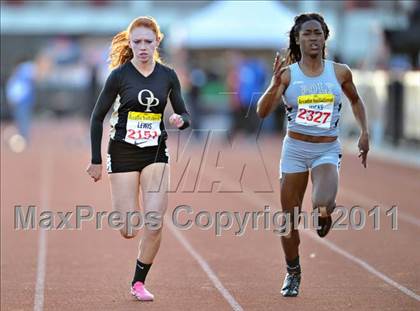 Thumbnail 2 in 44th Arcadia Invitational (Saturday's Girls Field Events) photogallery.