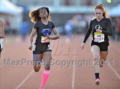 Thumbnail 1 in 44th Arcadia Invitational (Saturday's Girls Field Events) photogallery.