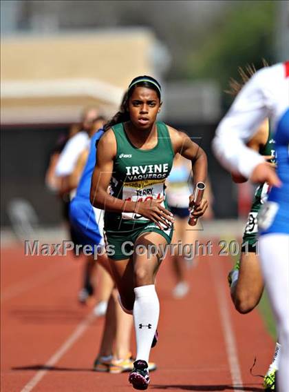 Thumbnail 1 in 44th Arcadia Invitational (Saturday's Girls Field Events) photogallery.