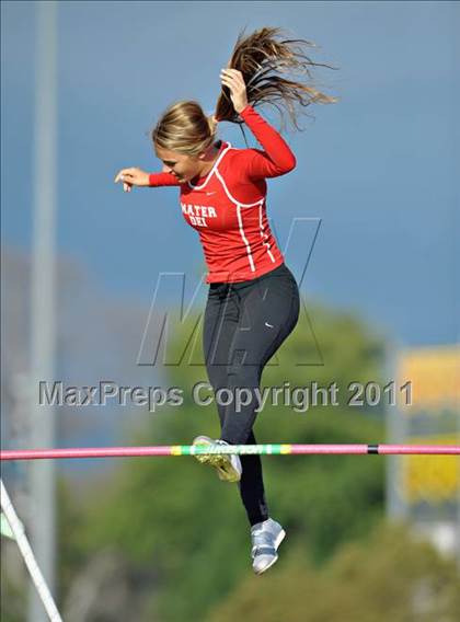 Thumbnail 1 in 44th Arcadia Invitational (Saturday's Girls Field Events) photogallery.