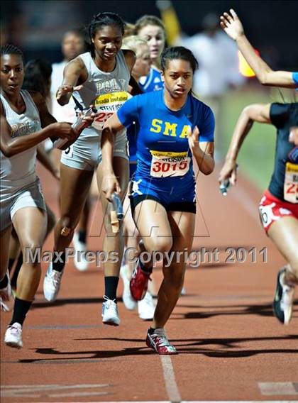 Thumbnail 1 in 44th Arcadia Invitational (Saturday's Girls Field Events) photogallery.