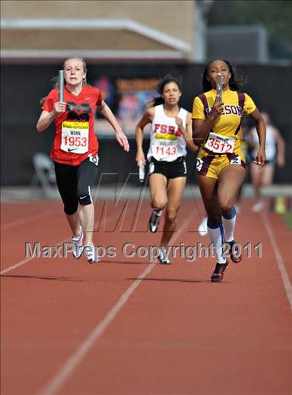 Thumbnail 3 in 44th Arcadia Invitational (Saturday's Girls Field Events) photogallery.