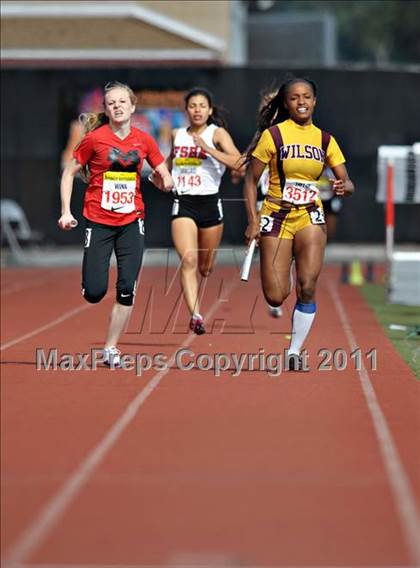 Thumbnail 2 in 44th Arcadia Invitational (Saturday's Girls Field Events) photogallery.