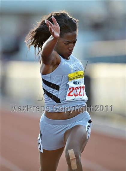 Thumbnail 1 in 44th Arcadia Invitational (Saturday's Girls Field Events) photogallery.