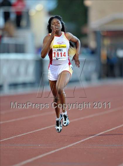 Thumbnail 1 in 44th Arcadia Invitational (Saturday's Girls Field Events) photogallery.