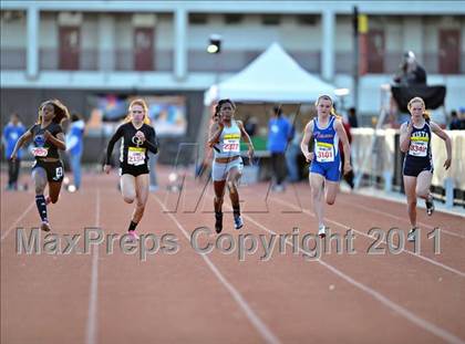 Thumbnail 2 in 44th Arcadia Invitational (Saturday's Girls Field Events) photogallery.