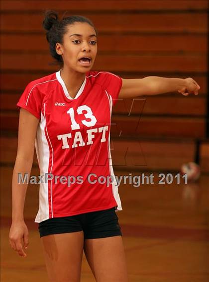 Thumbnail 2 in Chatsworth @ Taft photogallery.
