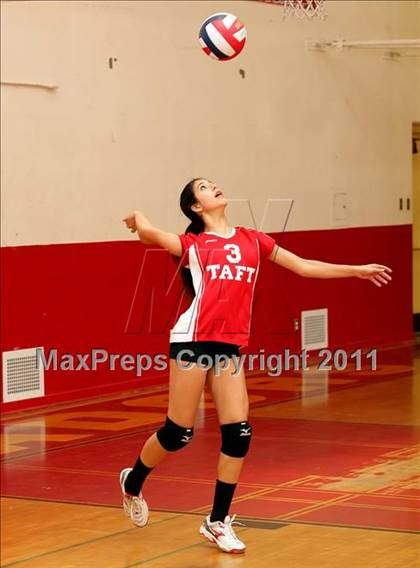 Thumbnail 3 in Chatsworth @ Taft photogallery.