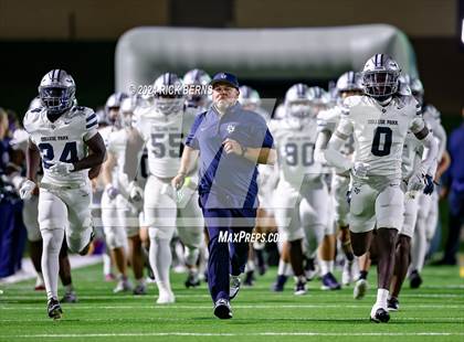 Thumbnail 3 in College Park @ Klein Collins (UIL 6A Football D2 Area playoffs) photogallery.