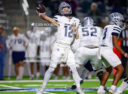 Thumbnail 3 in College Park @ Klein Collins (UIL 6A Football D2 Area playoffs) photogallery.