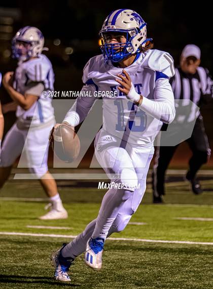 Thumbnail 3 in Lincoln East @ Creighton Prep photogallery.