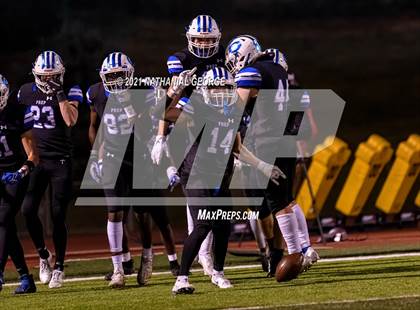 Thumbnail 1 in Lincoln East @ Creighton Prep photogallery.