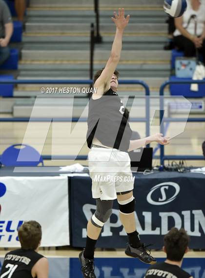 Thumbnail 3 in Notre Dame (SO) vs. Calabasas (CIF SS D2 Final) photogallery.