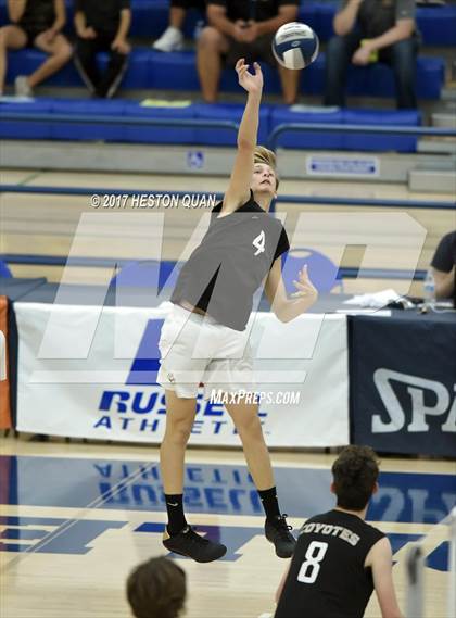 Thumbnail 3 in Notre Dame (SO) vs. Calabasas (CIF SS D2 Final) photogallery.
